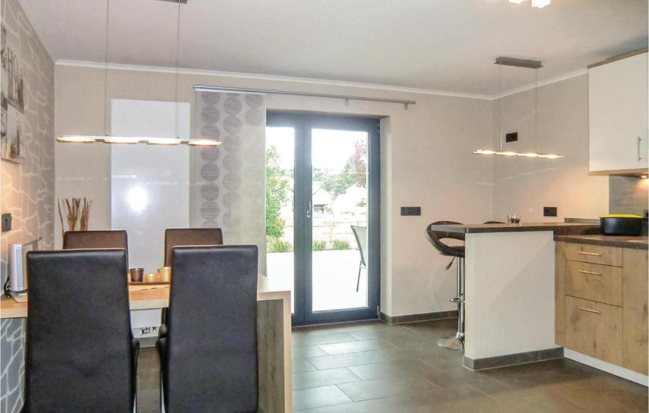 Cozy Apartment In Koerperich-Obersgegen With Wifi エクステリア 写真